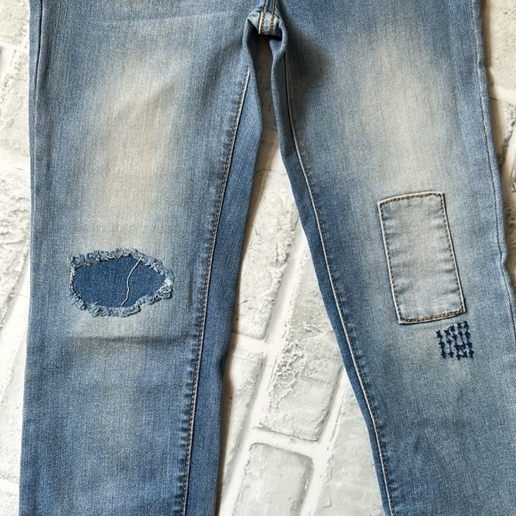 CAT & JACK | GIRL'S OVERALLS LIGHT WASH - Picture 4 of 8